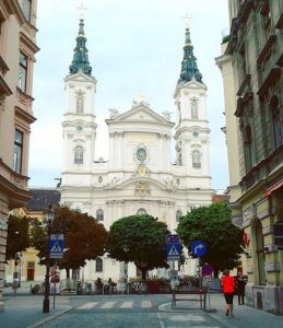 Piaristenpfarre Maria Treu Vienna